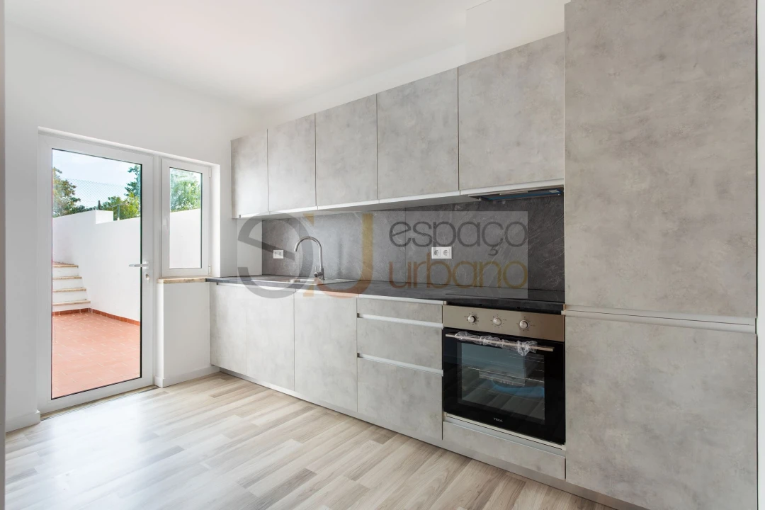 Apartamento T3 para Venda em Armação de Pera Foto 6