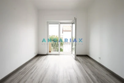 Apartamento T2 para Venda em Marrazes e Barosa