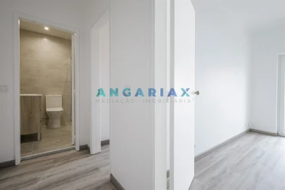 Apartamento T2 para Venda em Marrazes e Barosa