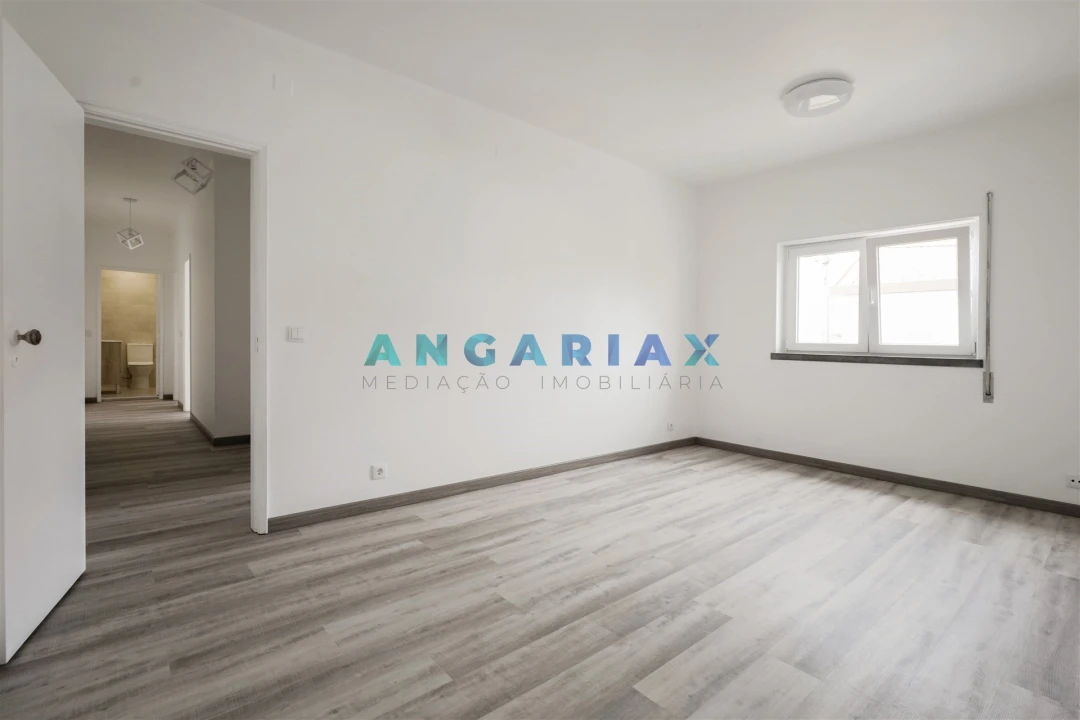 Apartamento T2 para Venda em Marrazes e Barosa Foto 2