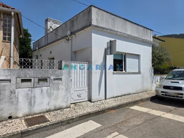 Moradia T4 para Venda em Lousã e Vilarinho