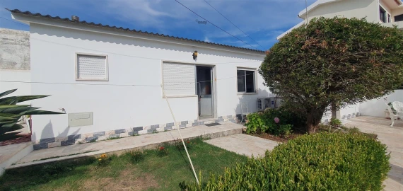 Apartamento T1 para Arrendamento em Santa Maria e São Miguel, São Martinho, São Pedro Penaferrim