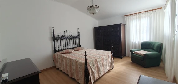 Apartamento T1 para Arrendamento em Santa Maria e São Miguel, São Martinho, São Pedro Penaferrim