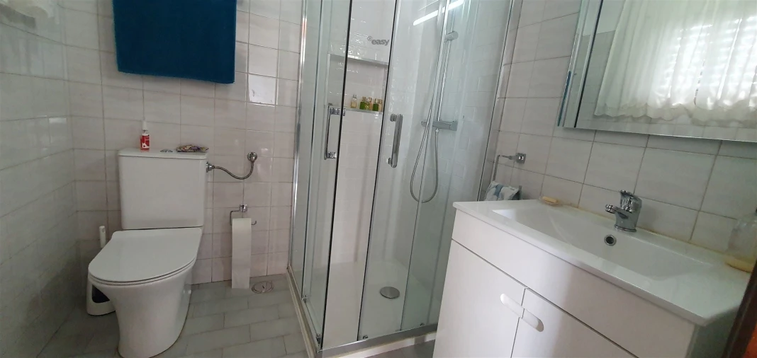 Apartamento T1 para Arrendamento em Santa Maria e São Miguel, São Martinho, São Pedro Penaferrim Foto 5