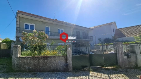 Moradia T3 para Arrendamento em Sabugal e Aldeia de Santo António
