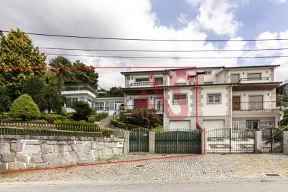 Moradia T3 para Venda em Pombeiro de Ribavizela