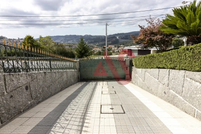 Moradia T3 para Venda em Pombeiro de Ribavizela
