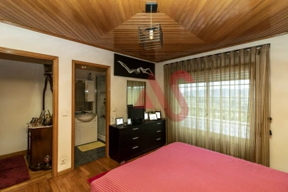 Moradia T3 para Venda em Pombeiro de Ribavizela