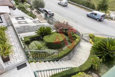 Moradia T3 para Venda em Pombeiro de Ribavizela