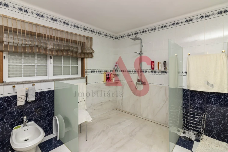 Moradia T3 para Venda em Pombeiro de Ribavizela Foto 26
