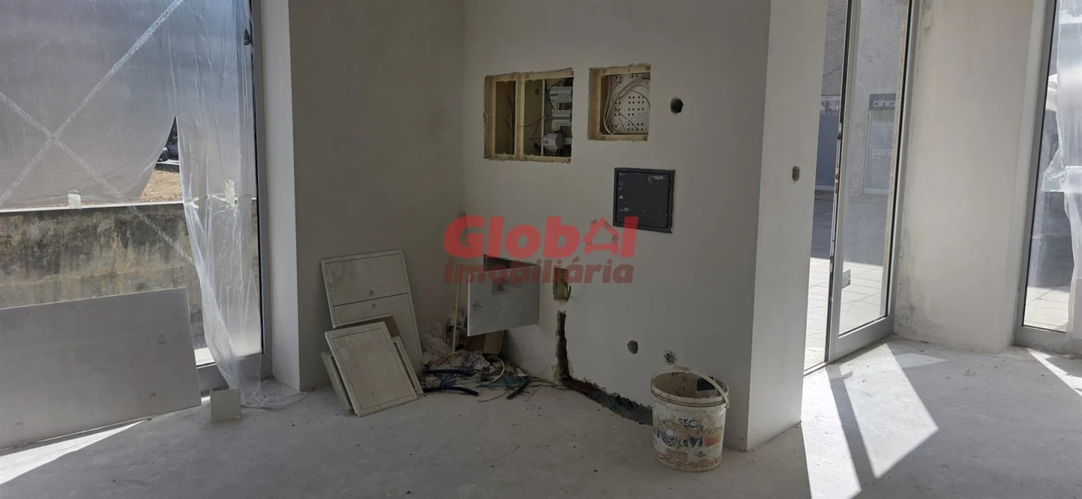 Loja para Venda em Viseu Foto 2