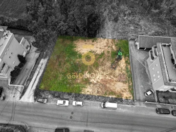 Terreno para Venda em O. Azeméis, Riba-Ul, Ul, Macinhata Seixa, Madail