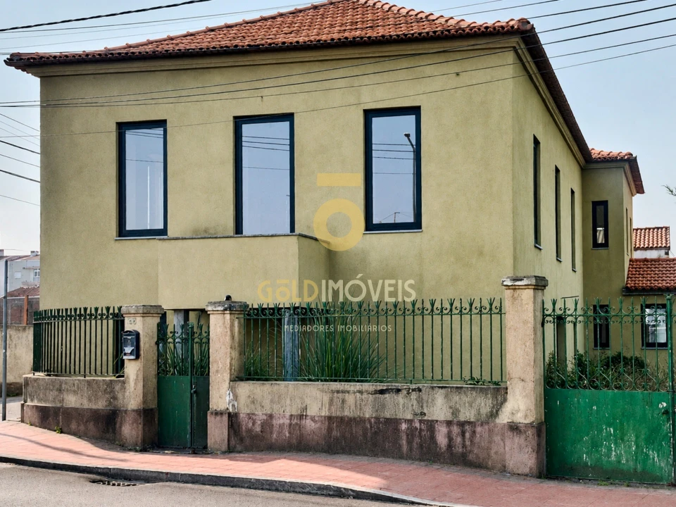 Moradia T4 para Venda em Avanca Foto 1