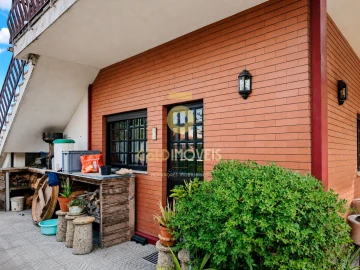 Moradia T3 para Venda em O. Azeméis, Riba-Ul, Ul, Macinhata Seixa, Madail
