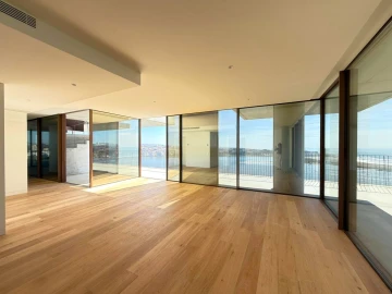 Apartamento T4 para Venda em Aldoar, Foz do Douro e Nevogilde