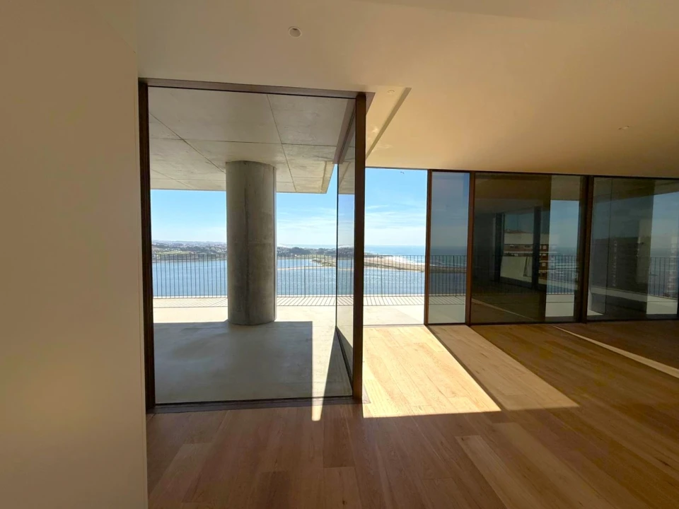 Apartamento T4 para Venda em Aldoar, Foz do Douro e Nevogilde Foto 12