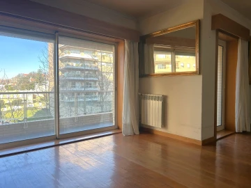 Apartamento T3 para Venda em Aldoar, Foz do Douro e Nevogilde