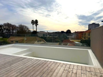 Apartamento T5 para Venda em Aldoar, Foz do Douro e Nevogilde