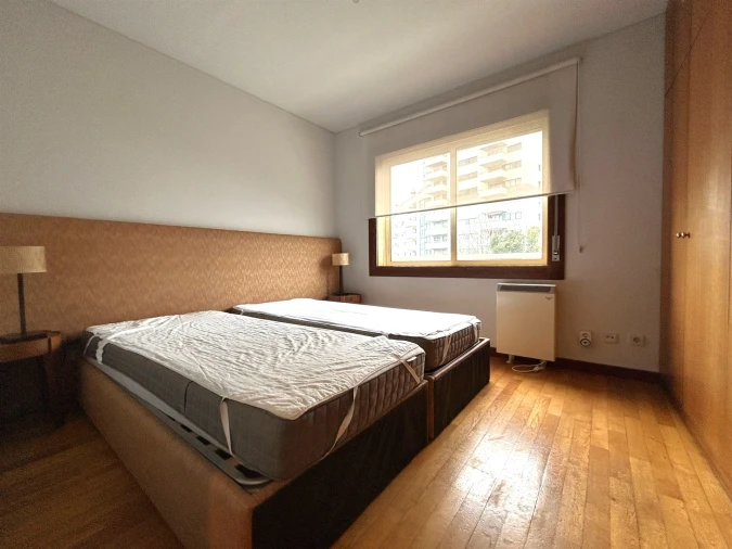 Apartamento T1 para Arrendamento em Aldoar, Foz do Douro e Nevogilde Foto 13