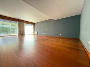 Moradia T4 para Venda em Aldoar, Foz do Douro e Nevogilde