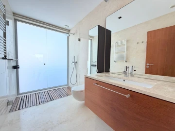 Moradia T4 para Venda em Aldoar, Foz do Douro e Nevogilde