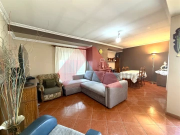 Apartamento T3 para Venda em Tabua
