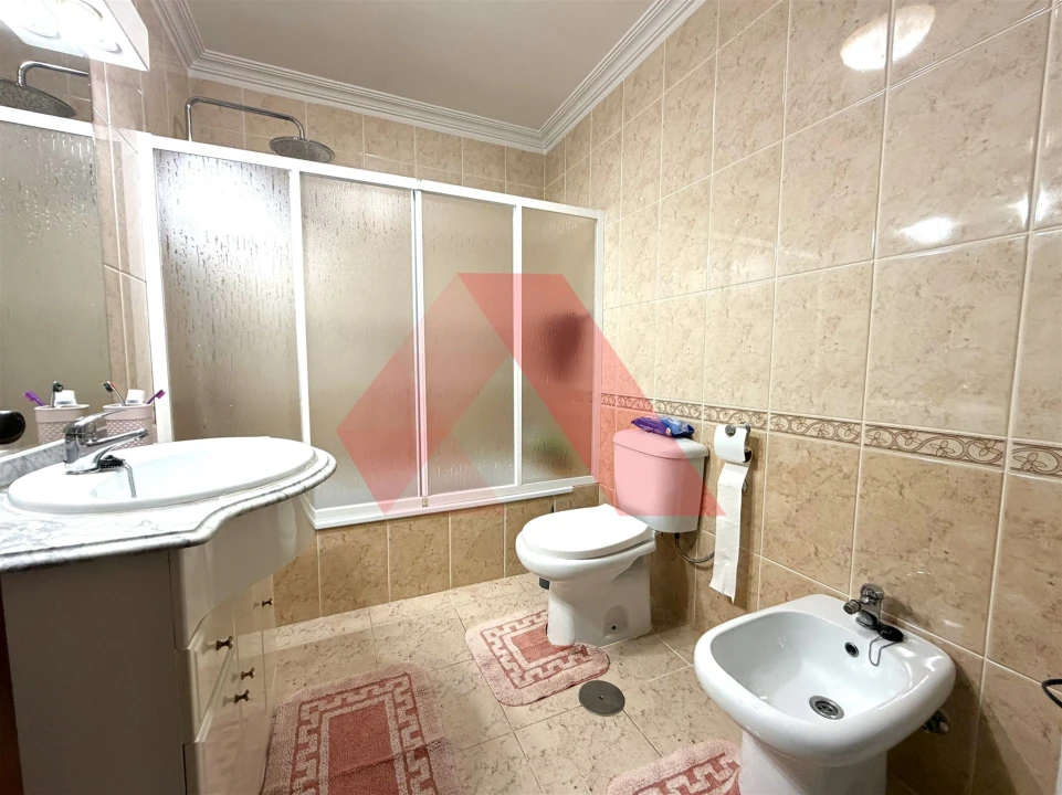 Apartamento T3 para Venda em Tabua Foto 15