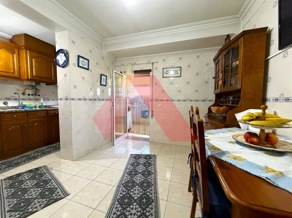 Apartamento T3 para Venda em Tabua Foto 7