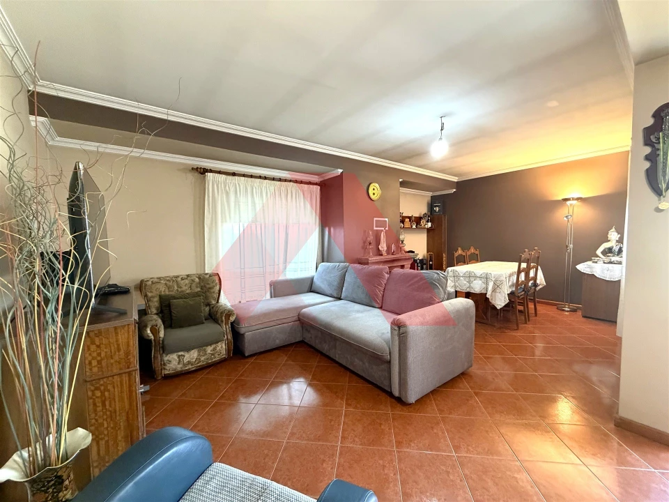 Apartamento T3 para Venda em Tabua Foto 3