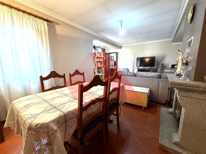 Apartamento T3 para Venda em Tabua Foto 6