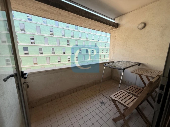 Apartamento T2 para Arrendamento em Pedrouços Foto 9