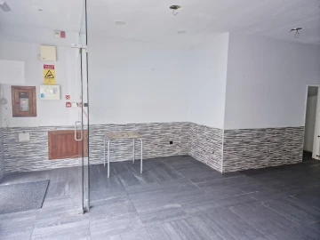 Loja para Venda em Póvoa de Varzim, Beiriz e Argivai