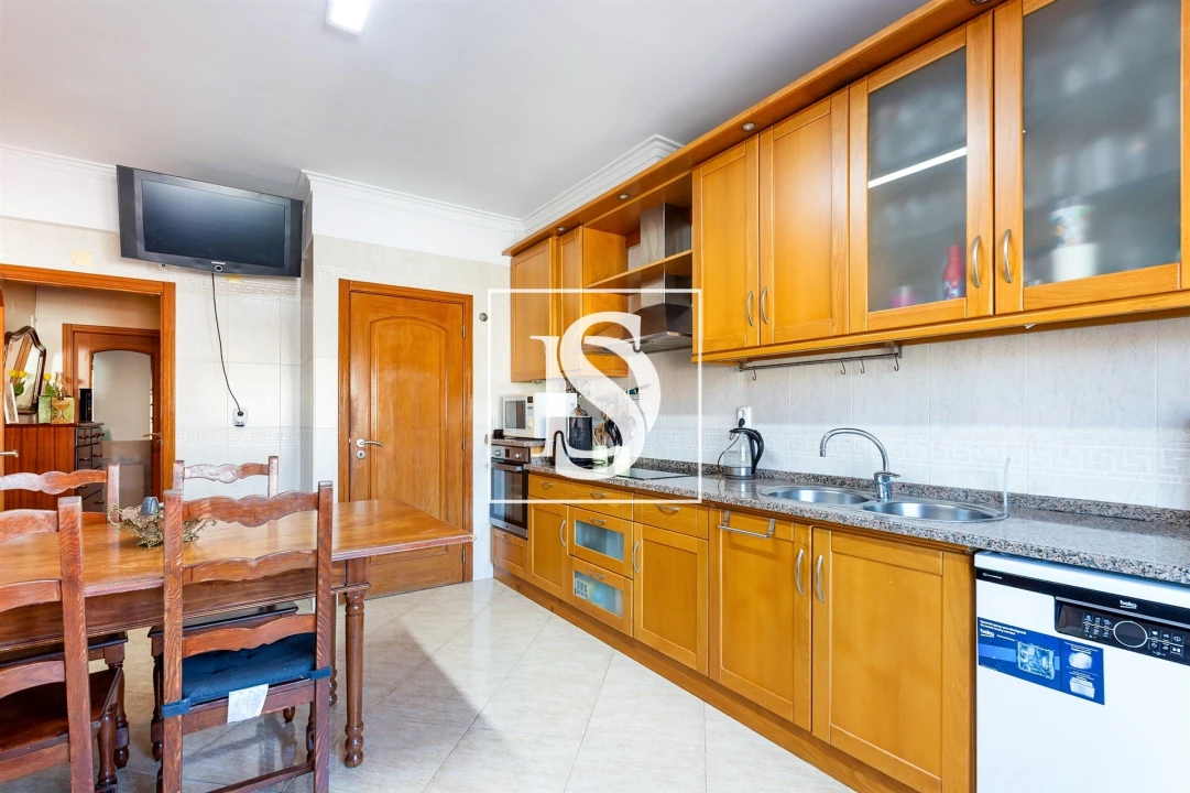 Apartamento T3 para Venda em Alverca do Ribatejo e Sobralinho Foto 8