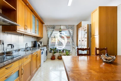 Apartamento T3 para Venda em Alverca do Ribatejo e Sobralinho