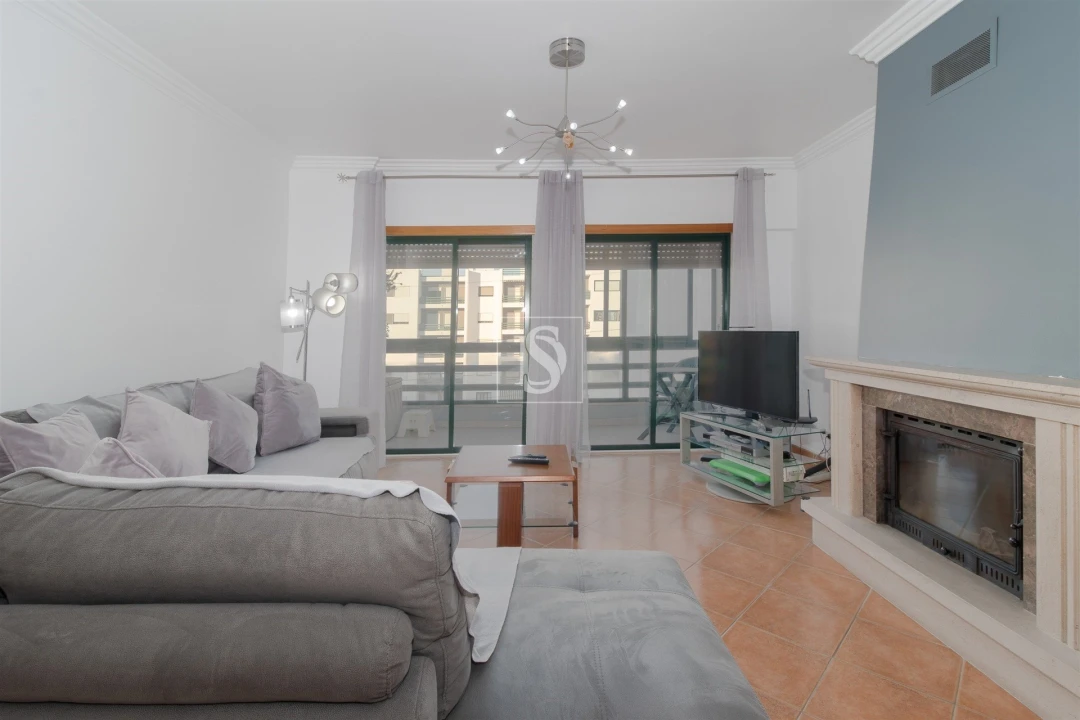 Apartamento T3 para Venda em Barreiro e Lavradio Foto 1
