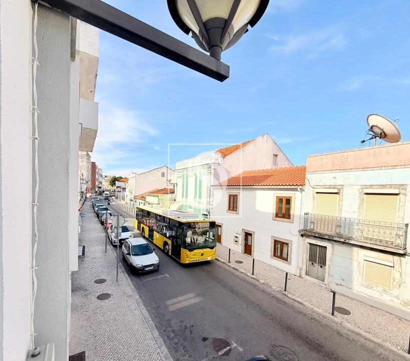 Apartamento T2 para Venda em Vila Franca de Xira Foto 23