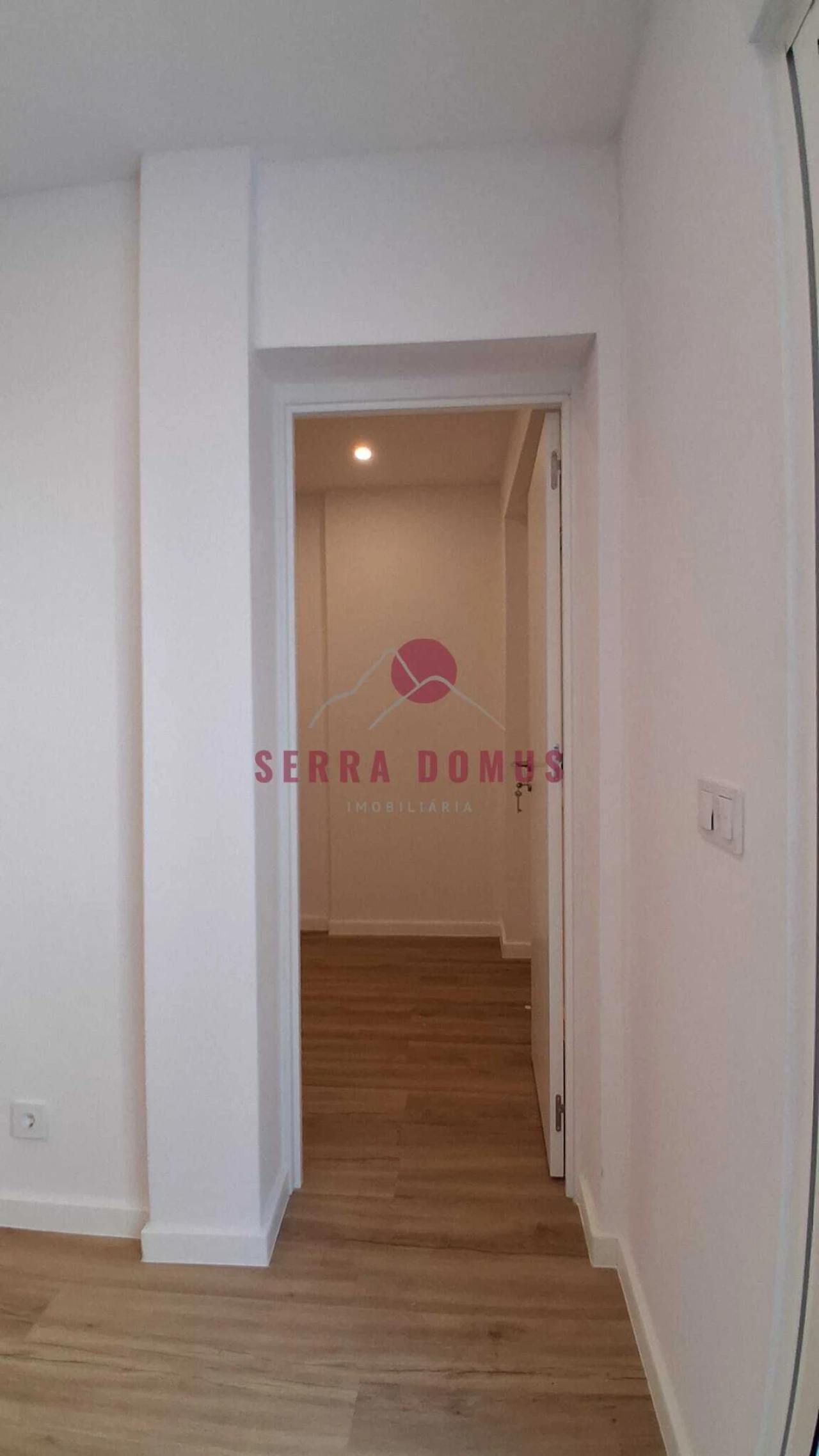 Apartamento T1 para Venda em Sacavém e Prior Velho Foto 15