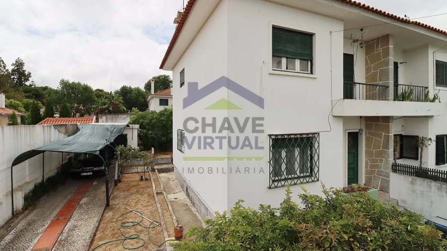 Moradia T2 para Venda em Alvalade
