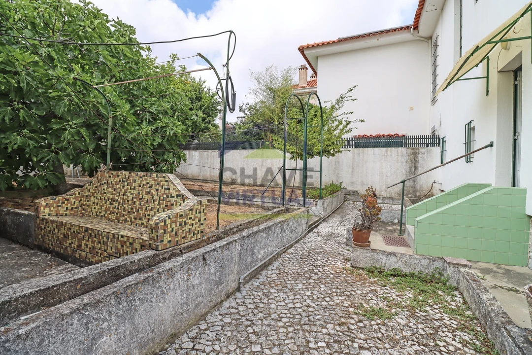 Moradia T2 para Venda em Alvalade Foto 10