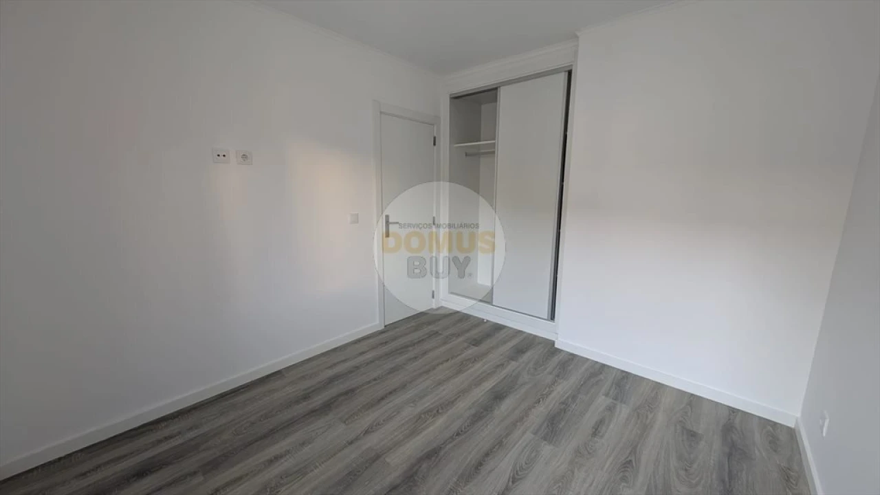 Moradia T3 para Venda em Baixa da Banheira e Vale da Amoreira Foto 12