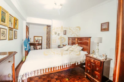 Apartamento T1 para Venda em Sesimbra (Santiago)