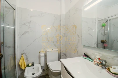 Apartamento T1 para Venda em Sesimbra (Santiago)