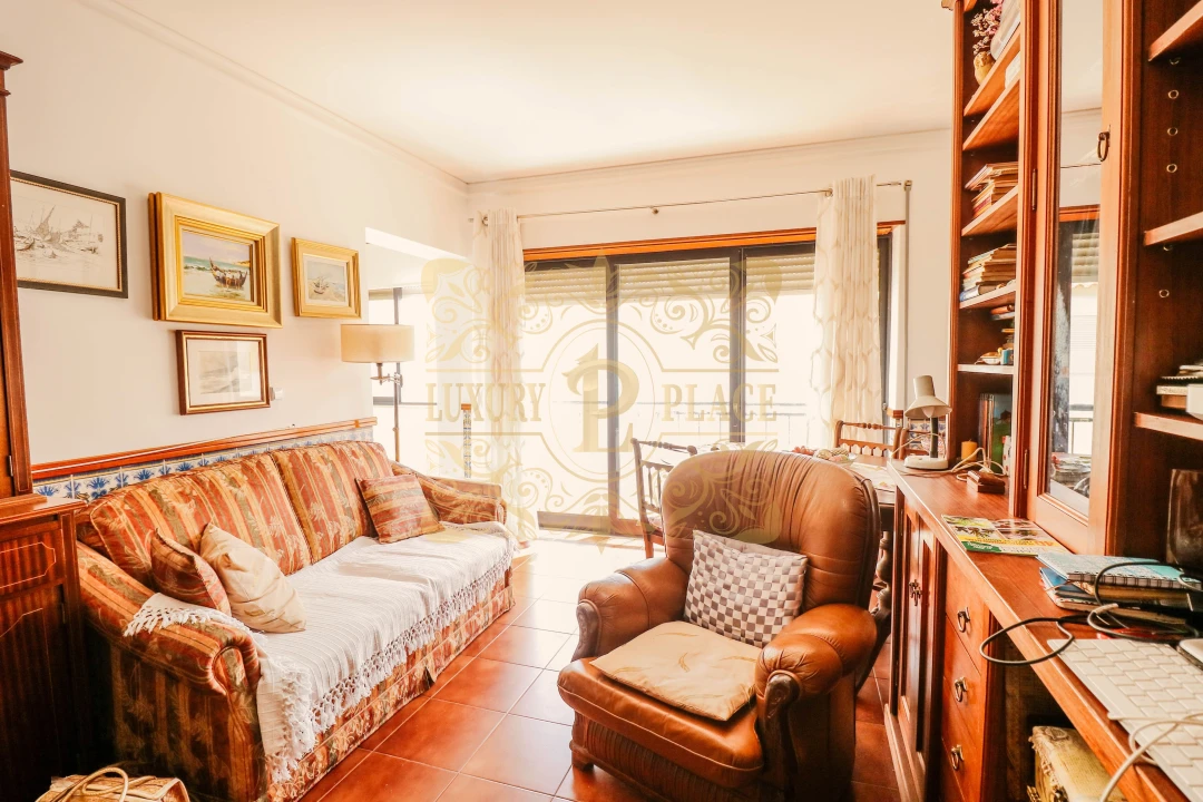 Apartamento T1 para Venda em Sesimbra (Santiago) Foto 3