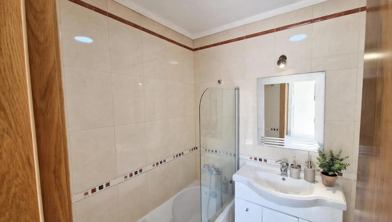 Apartamento T2 para Venda em Sesimbra (Castelo) Foto 6