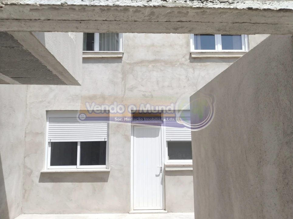 Moradia T4 para Venda em Benavente Foto 20