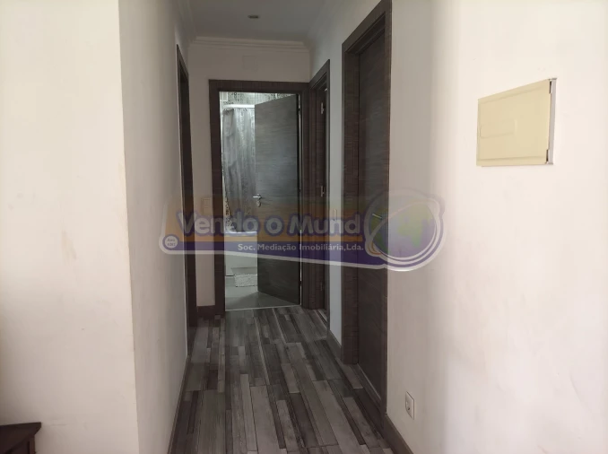 Moradia T4 para Venda em Benavente Foto 15