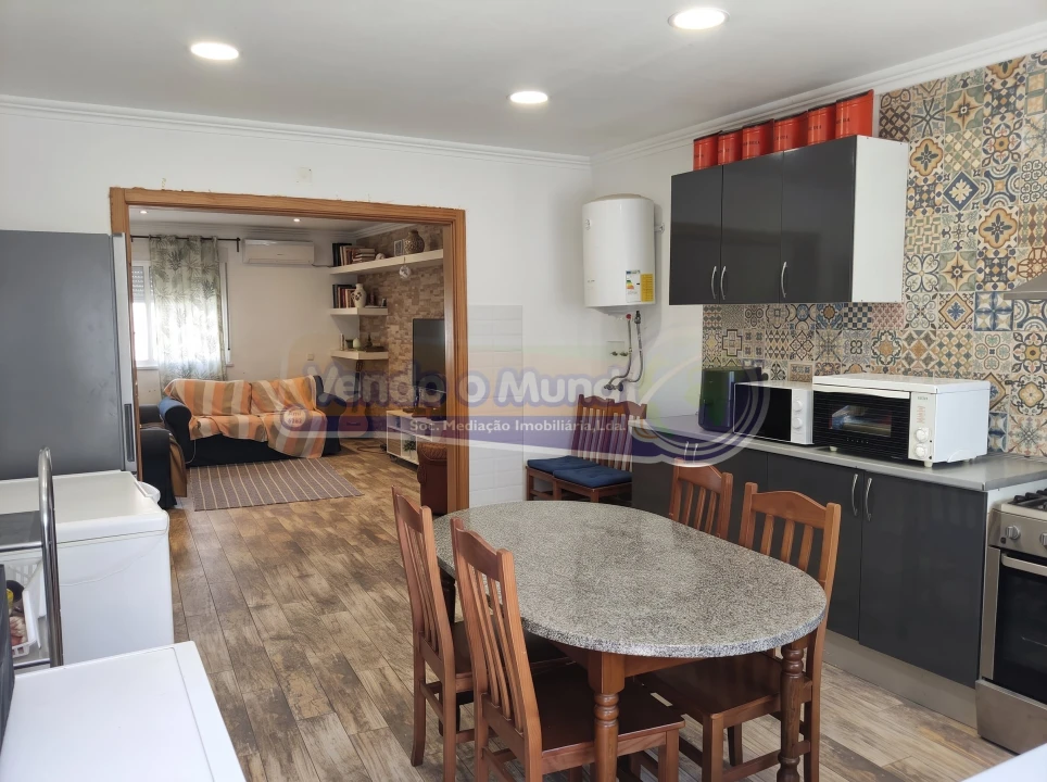 Moradia T4 para Venda em Benavente Foto 6