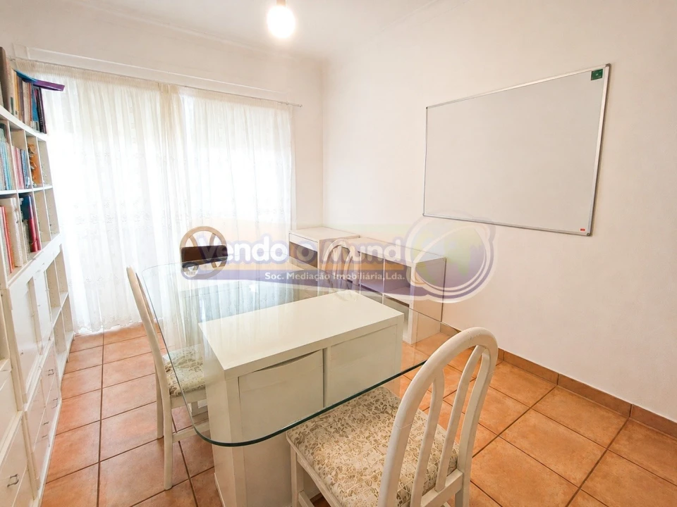 Apartamento T3 para Venda em Benavente Foto 8
