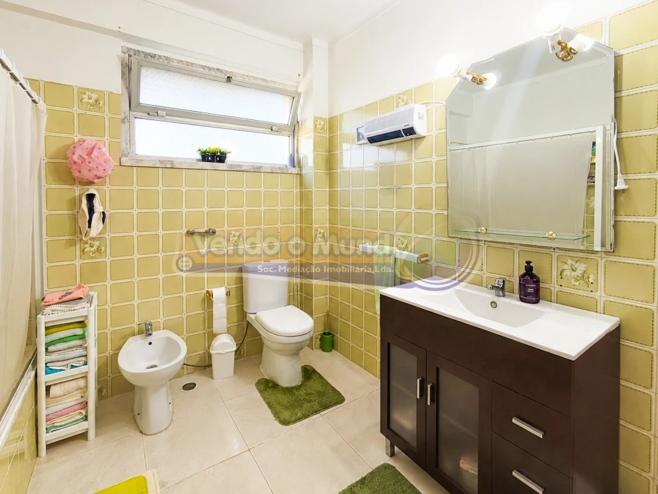 Apartamento T3 para Venda em Benavente Foto 16