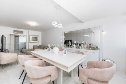 Apartamento T3 para Venda em Ramada e Caneças